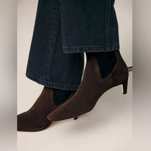 NWT Reformation Roberta Snip-Toe Kitten-Heel Boots - Picture 2 of 10